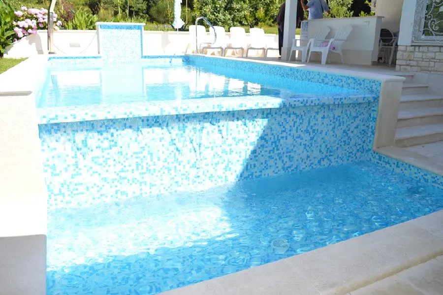 kuća vila u pješčanoj uvali samo 100 m od mora !! - slika 4