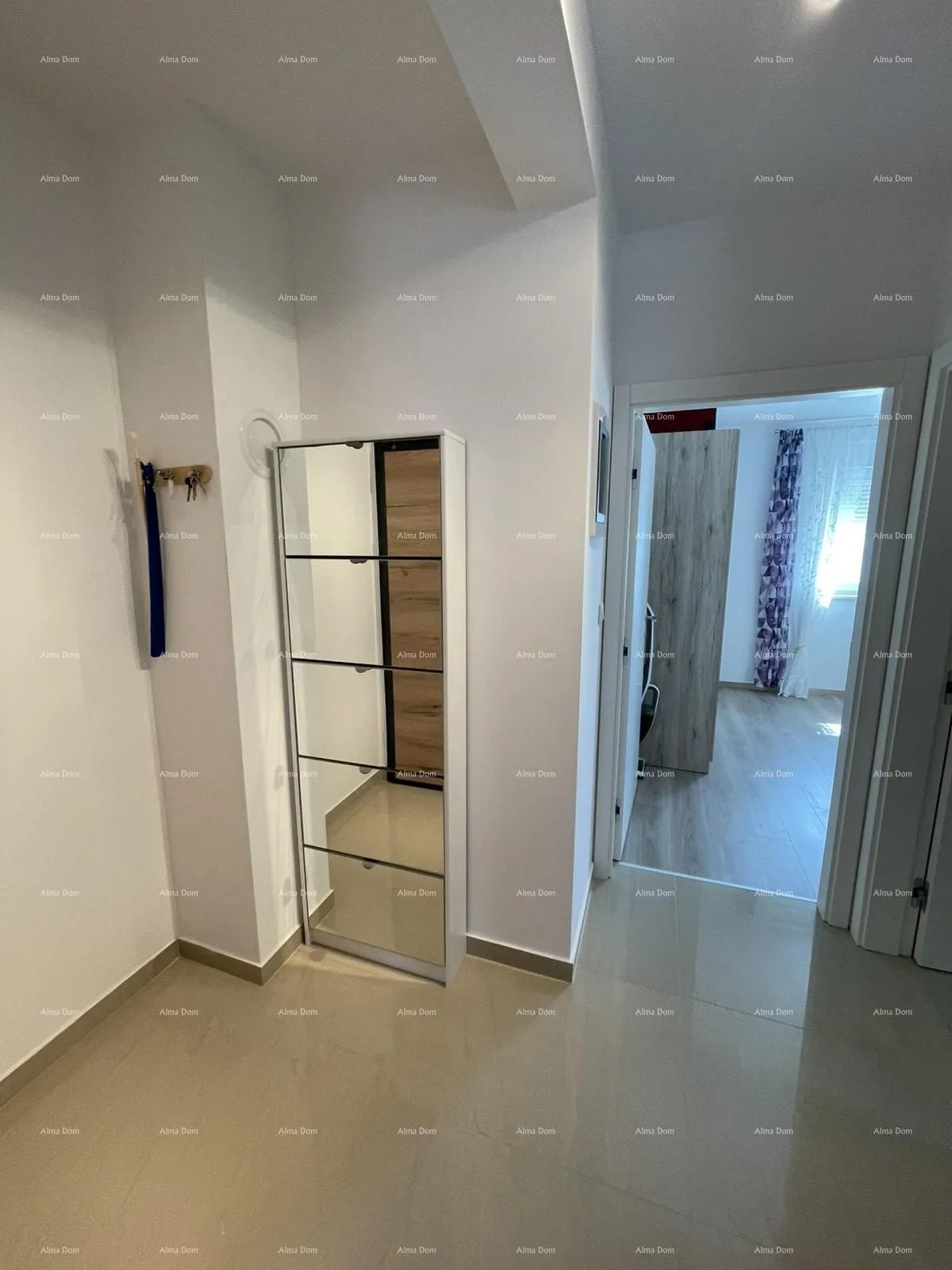 stan pula – moderan i potpuno namješten stan 44 m2 u novogradnji s prostranom terasom - slika 10