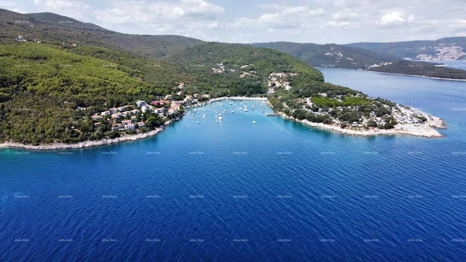 Građevinsko zemljište Građevinsko zemljište površine 1.220 m² – Sveta Marina, Raša