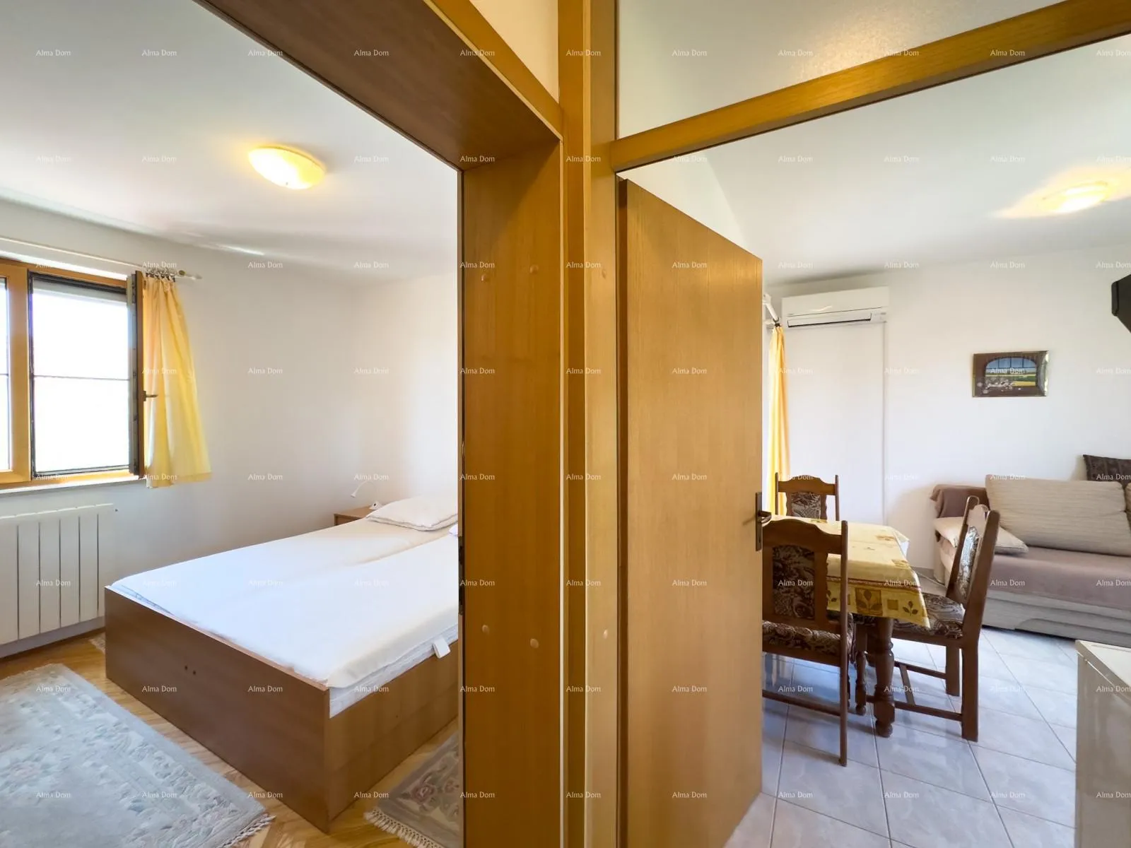kuća prodajemo apartmansku kuću na mirnoj lokaciji u medulinu! - slika 23