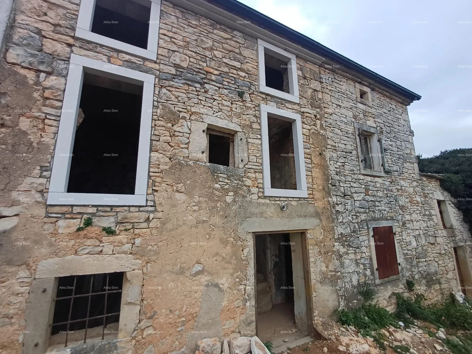 kuća marčana okolica, istarsko imanje s više kamenih kuća - slika 6