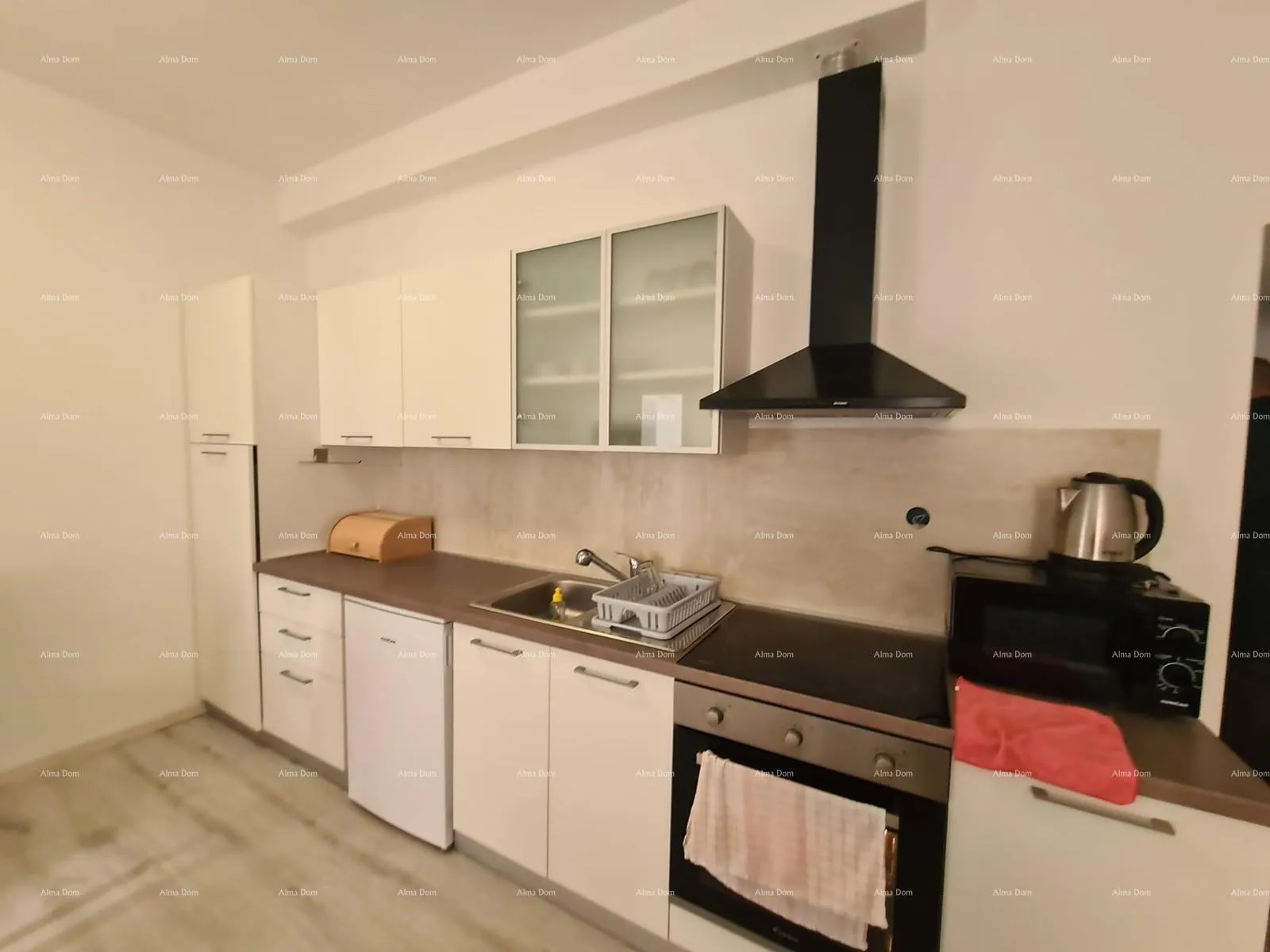 stan prodaje se nekretnina s dva apartmana – pula - slika 13