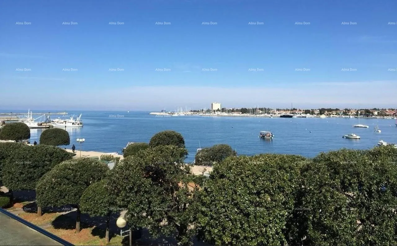 Stan Umag, Pogled na more!!! Moderan stan u centru Umaga – 50 m od mora