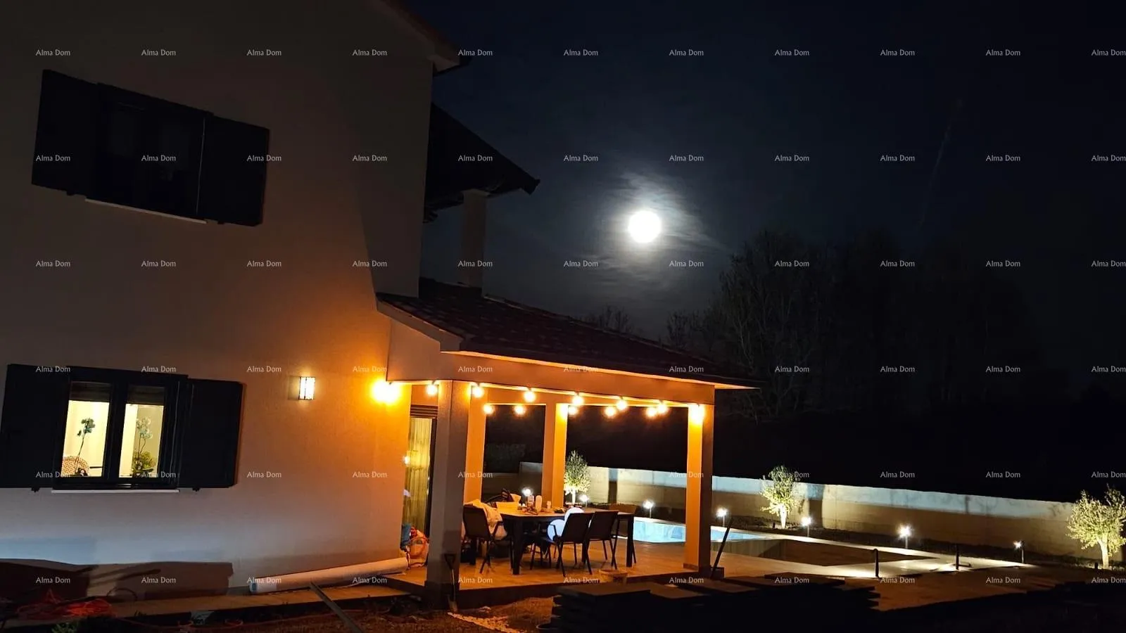 kuća prekrasna kuća s bazenom i vrtom blizu labina - slika 12