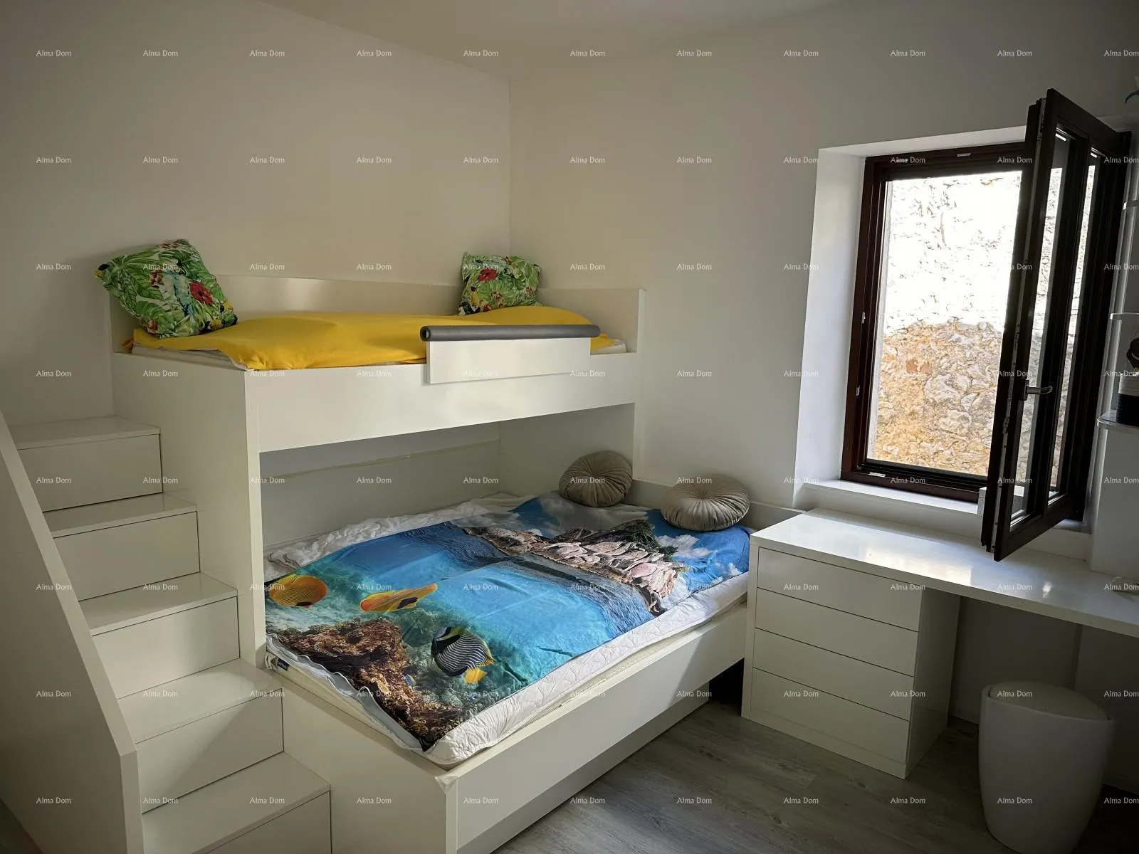 kuća prelijepa kuća s tri etažirana apartmana u staroj jezgri grada, poreč! - slika 35