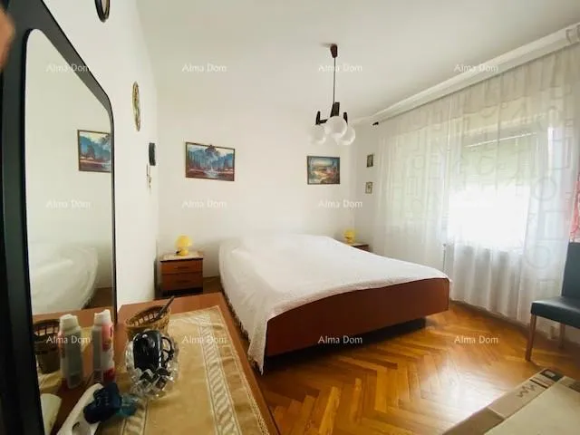 kuća prostrana, namještena kuća u puli s velikim dvorištem i brojnim mogućnostima - slika 19