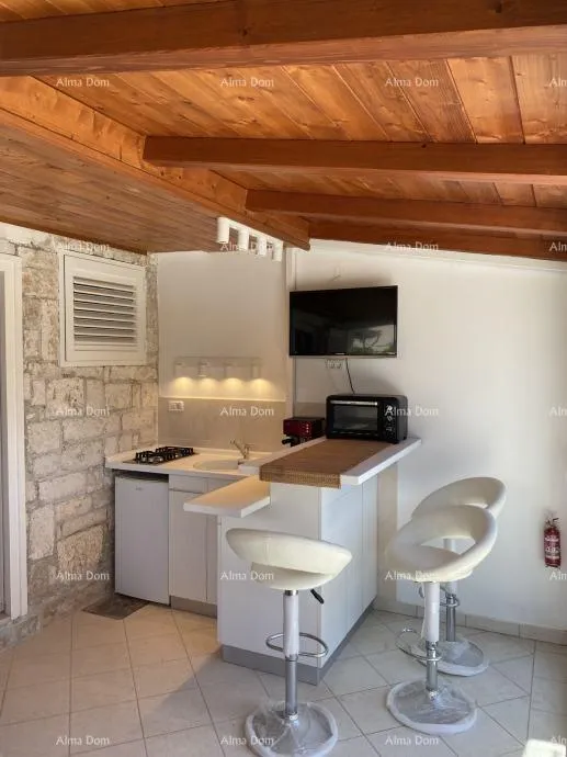 kuća pula – stoja dvojna kuća s dvije stambene jedinice, 50 m od mora - slika 8