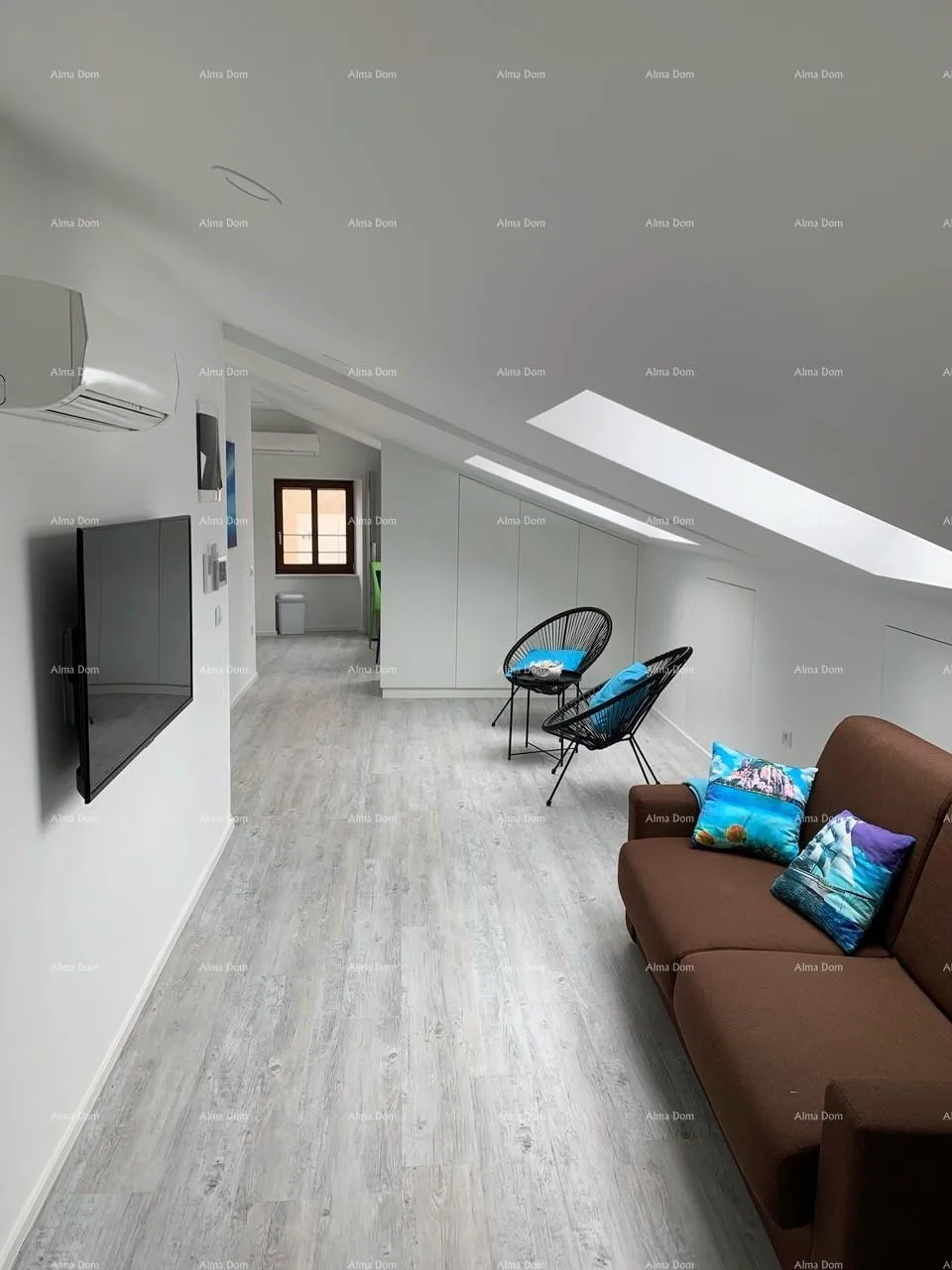 kuća prelijepa kuća s tri etažirana apartmana u staroj jezgri grada, poreč! - slika 43