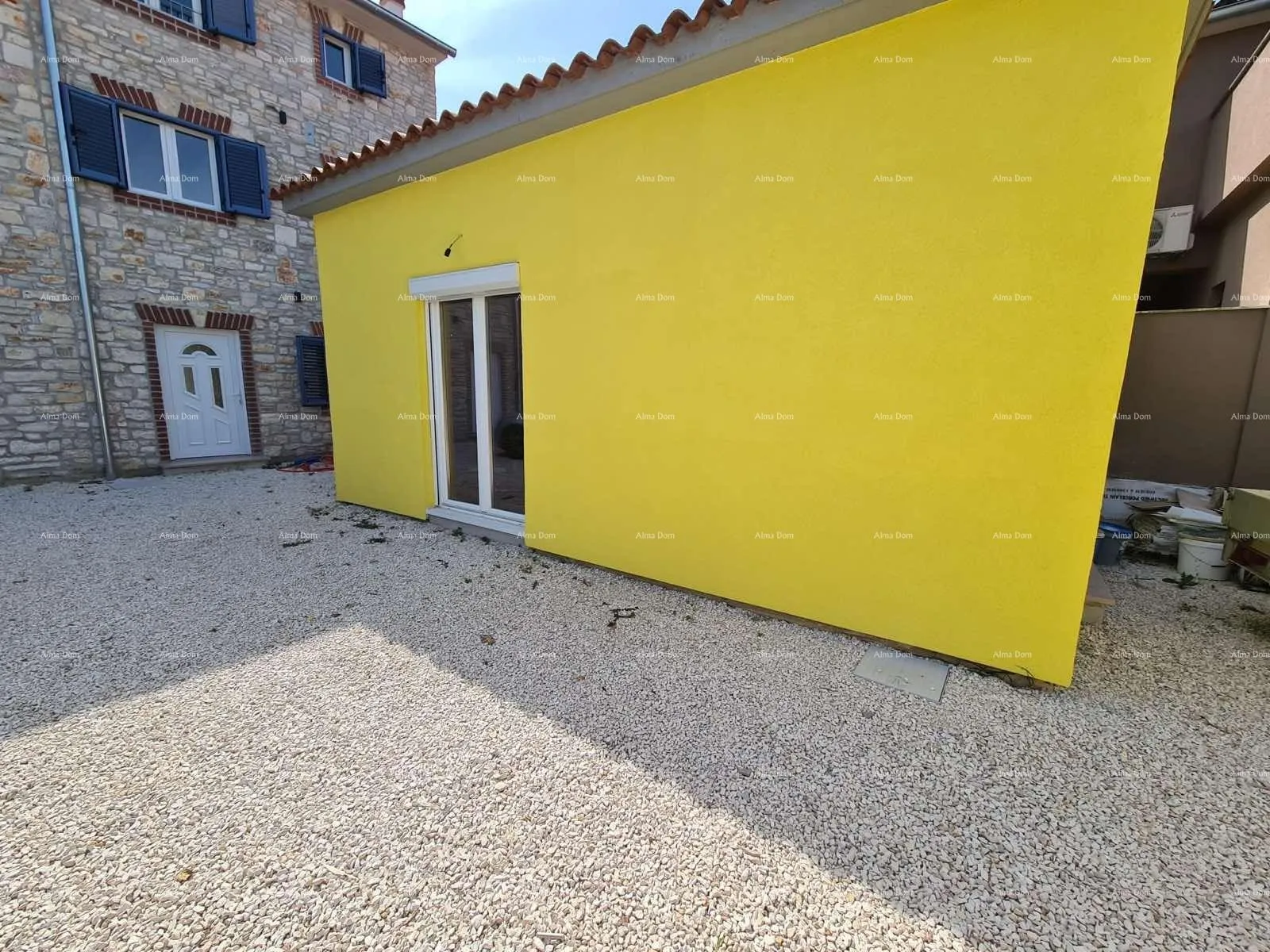 kuća renovirana kamena kuća s bazenom – mirno selo blizu svetvinčenta - slika 36
