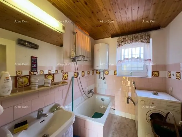 kuća prodajemo veliku samostojeću kuću sa velikom okućnicom! - slika 12