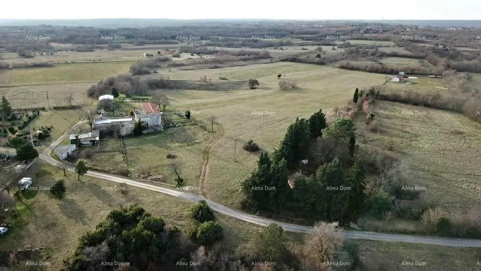 građevinsko zemljište prodaje se zemljište, površine 32900 m2, u okolici barbana - slika 2