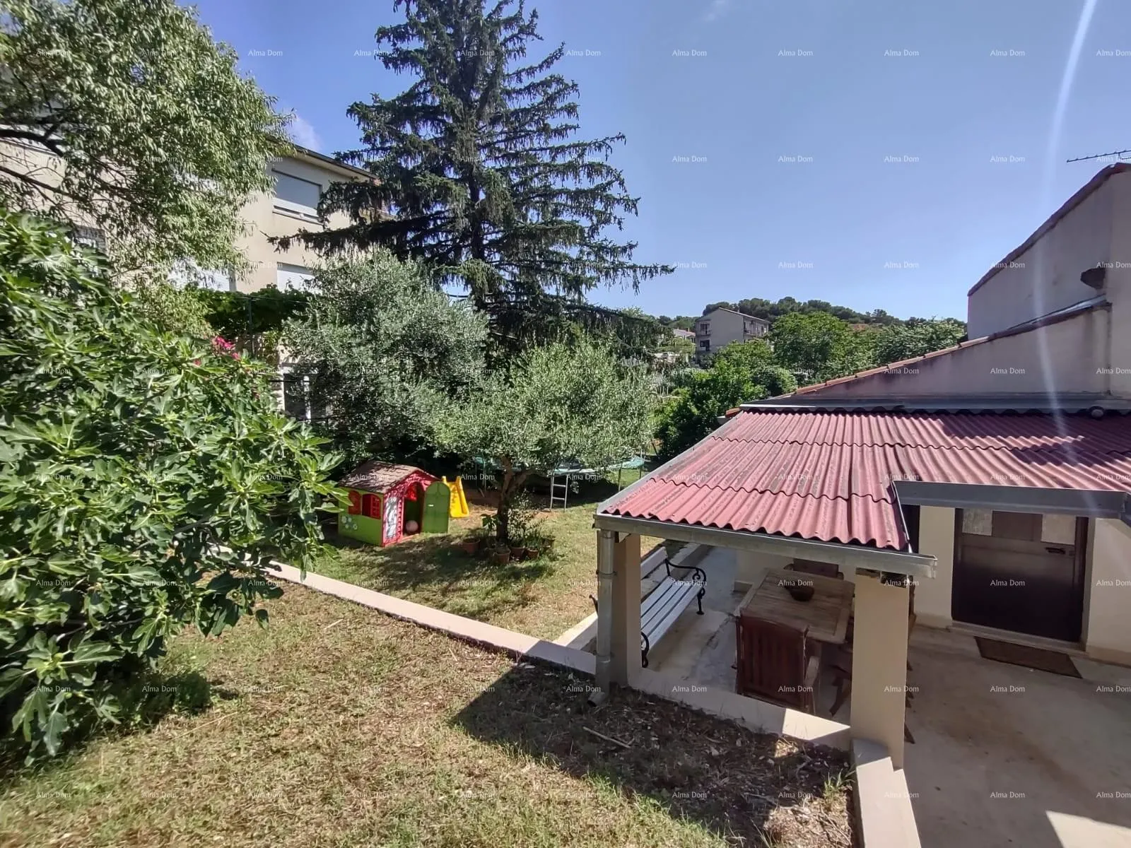 Kuća PULA - kuća na odličnoj lokaciji Šijana
