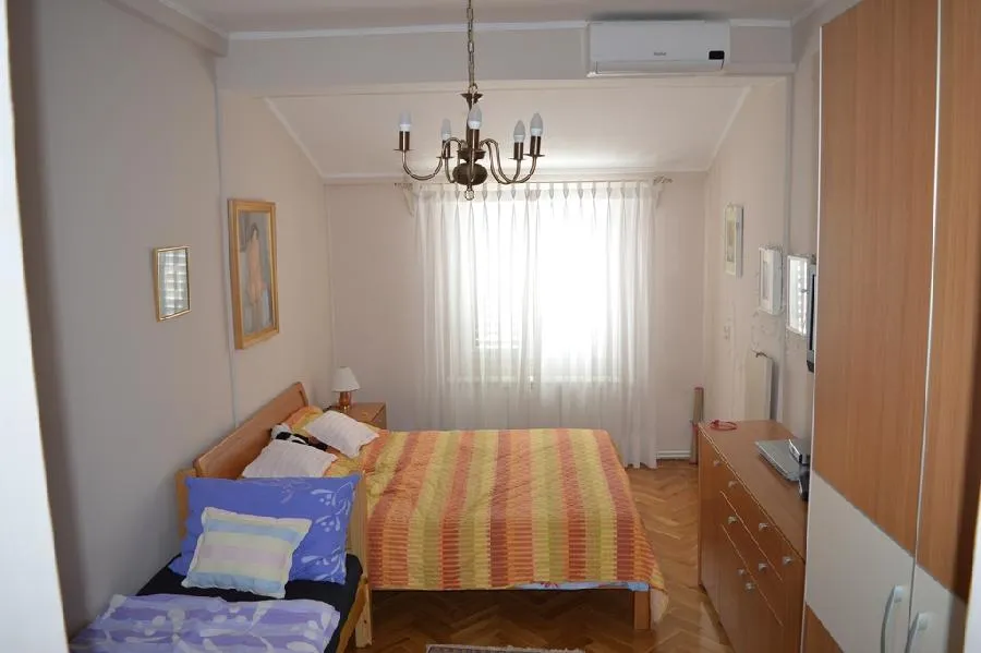 kuća vila u pješčanoj uvali samo 100 m od mora !! - slika 7