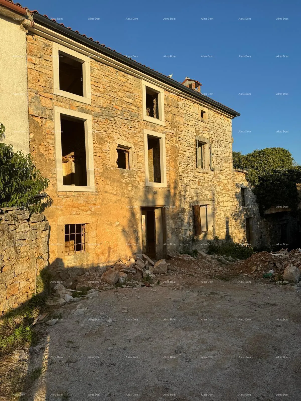 Kuća Marčana okolica, Istarsko imanje s više kamenih kuća