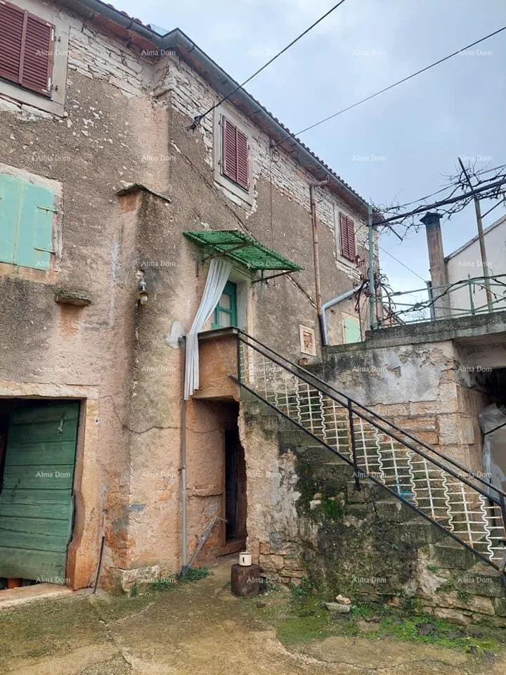 kuća prodaje se kuća za renovaciju, blizina tinjana! - slika 2