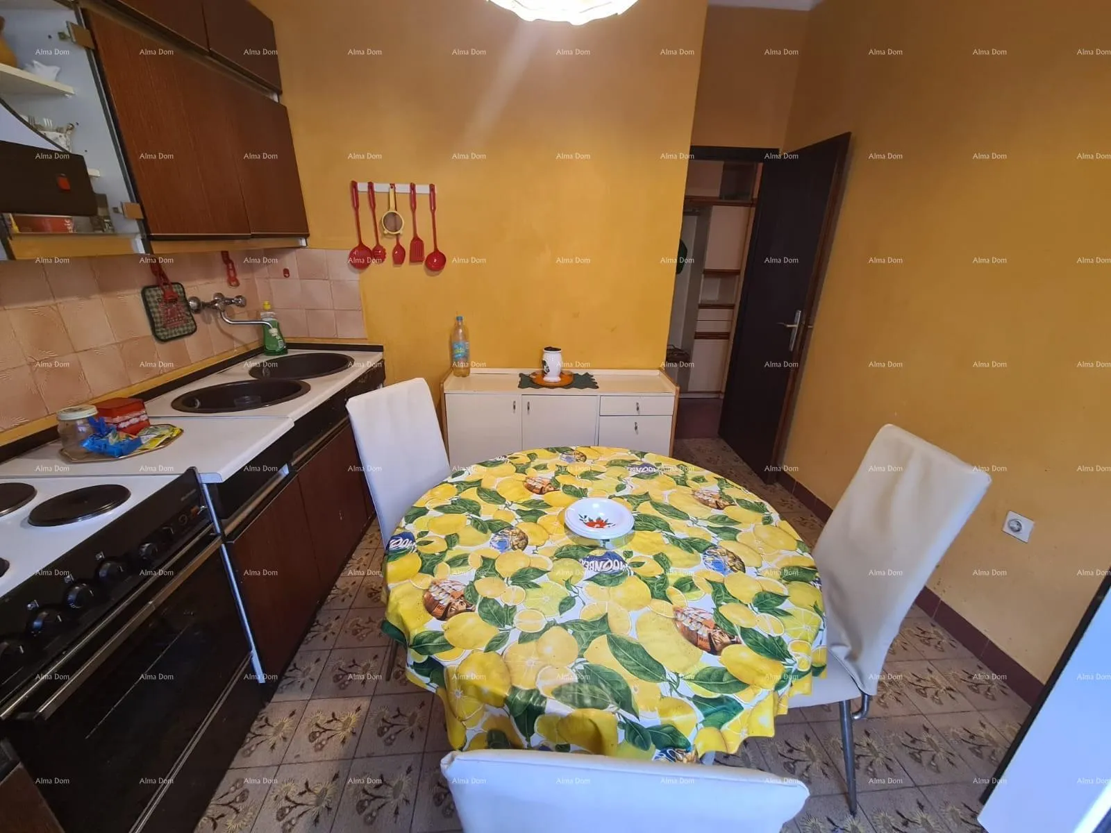 stan odličan stan u srcu grada, pula. - slika 23
