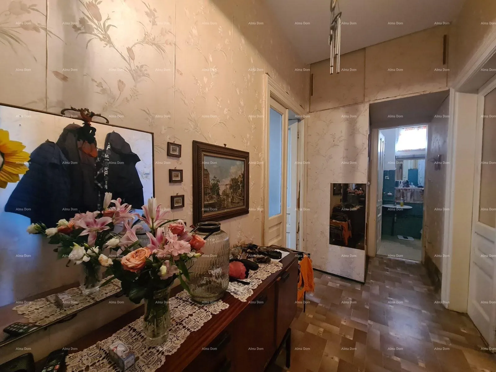 stan stan u prizemlju s dvorištem i garažom – centar pule - slika 11