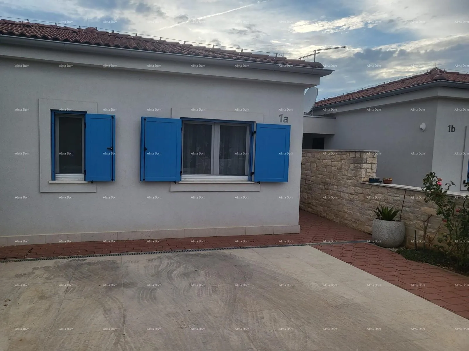 kuća novigrad, prizemnica s bazenom - slika 5