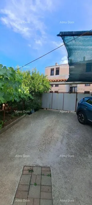 kuća prodaje se kuća s dvorištem i garažom - slika 18