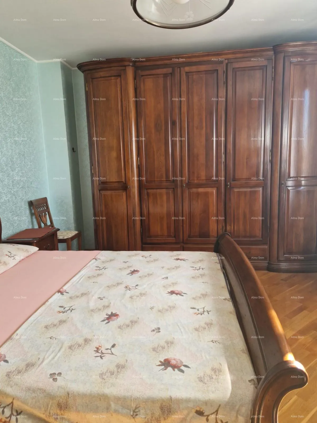 kuća umag - prostrana kuća sa velikom okućnicom, prvi red do mora - slika 10