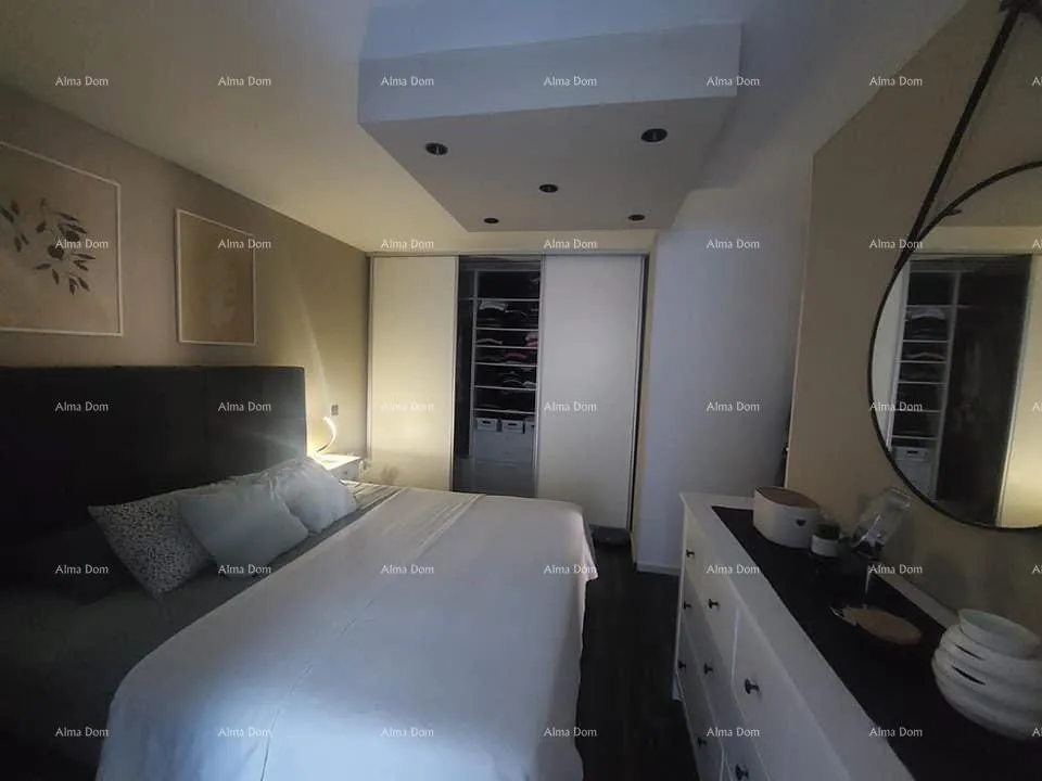 stan prodaje se stan 90m2 sa konobom i vrtom, novigrad - slika 3