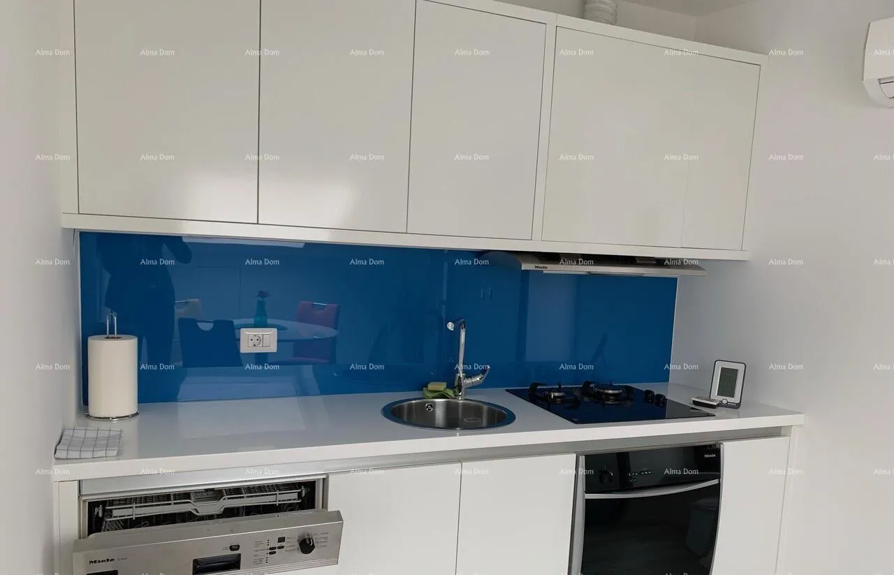 kuća prodaje se kuća sa 3 apartmana, poreč - slika 16