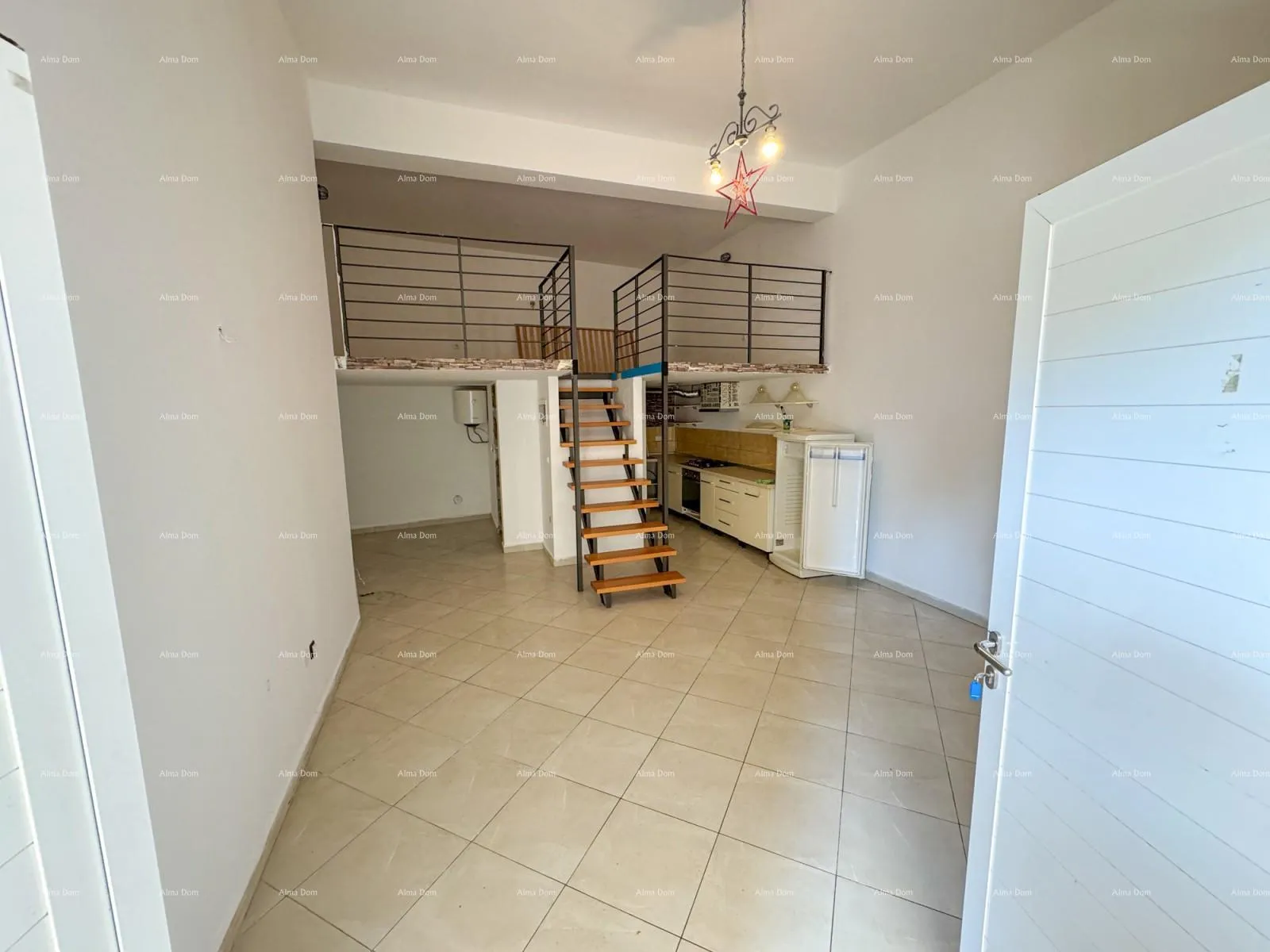 stan stan s galerijom, labin - slika 3