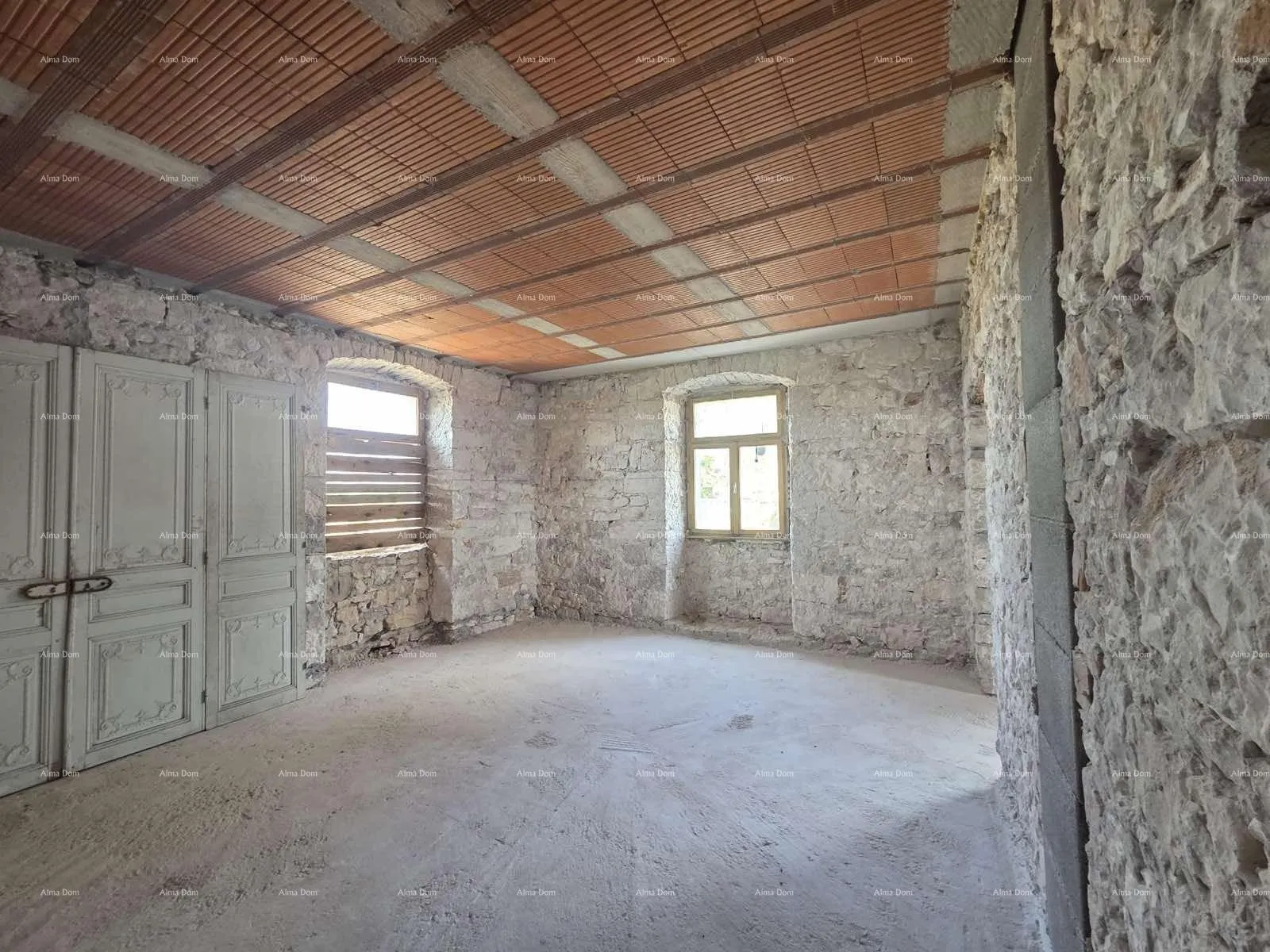 kuća kuća u mutvoranu – 300+ m² i zemljište 2.980 m² - slika 12