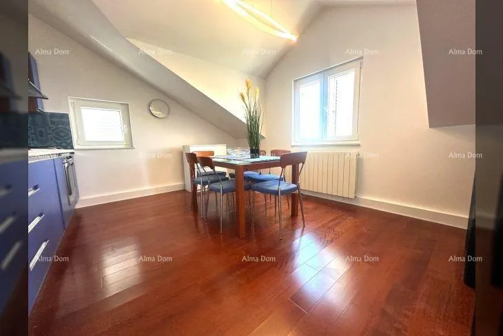 stan poreč – prostrani penthouse s velikom terasom i pogledom na more - slika 5