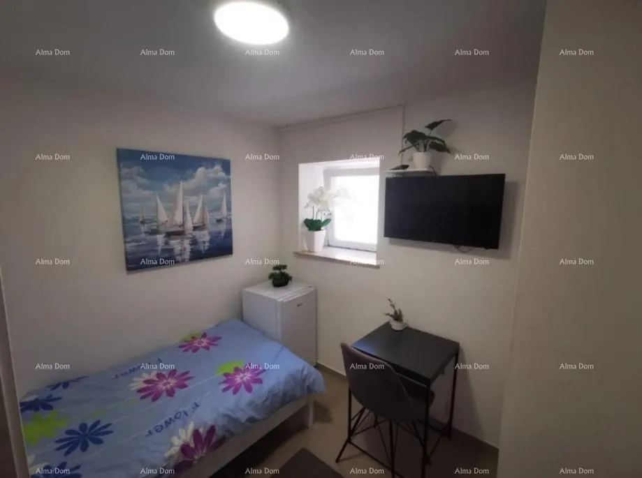 kuća prodaja - kuća u centru, samo 50 m udaljena od mora, umag! - slika 5