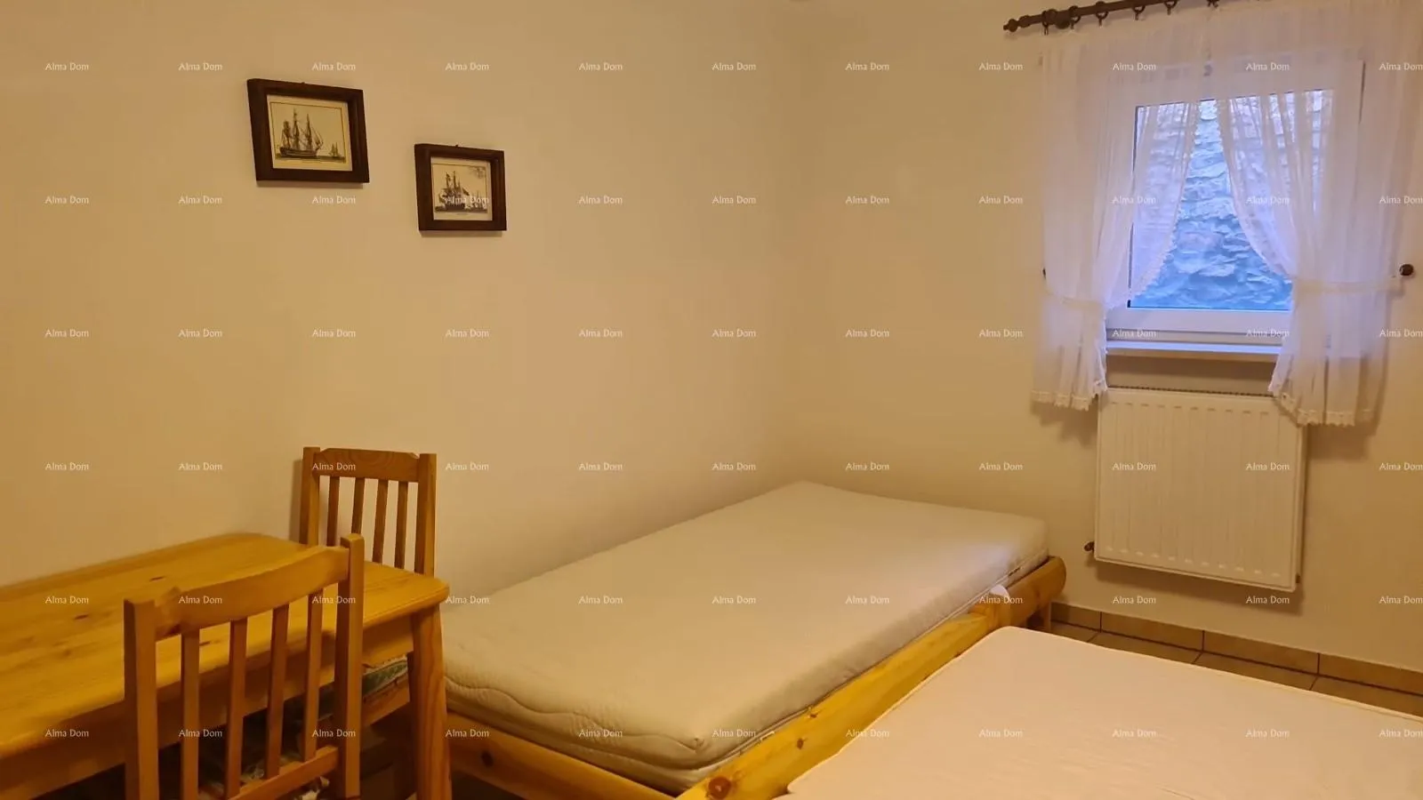 kuća prodaja velike stambene kuće, pogodne za investiciju, medulin! - slika 30
