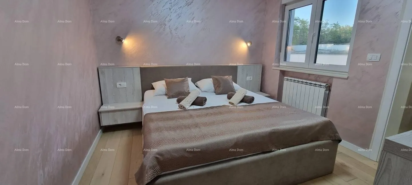 kuća blizna grada svetvinčenat. dvojna kuća okružena zelenilom. - slika 7