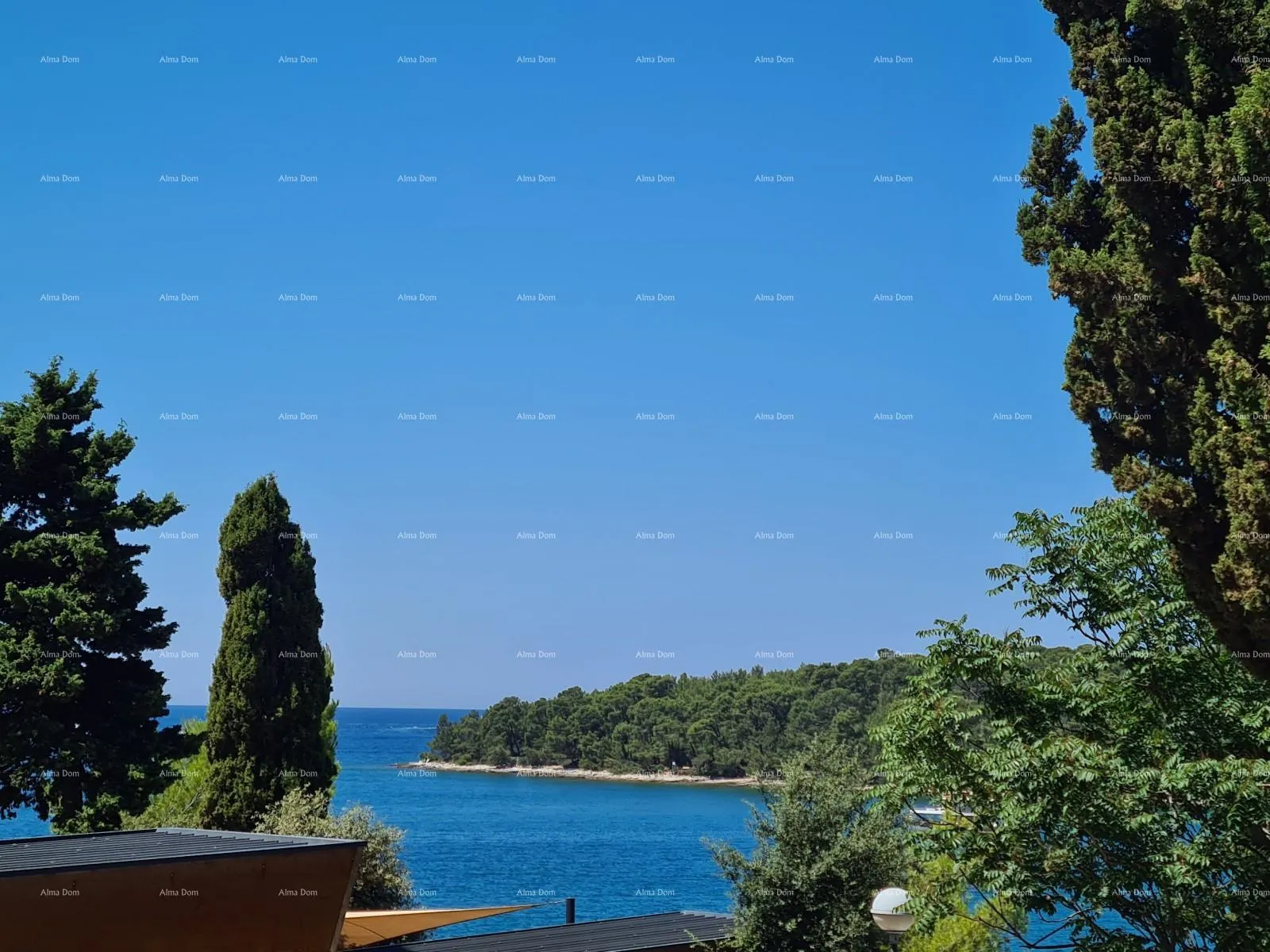 Kuća Kuća za adaptaciju sa velikom parcelom! Rovinj Porton Biondi.