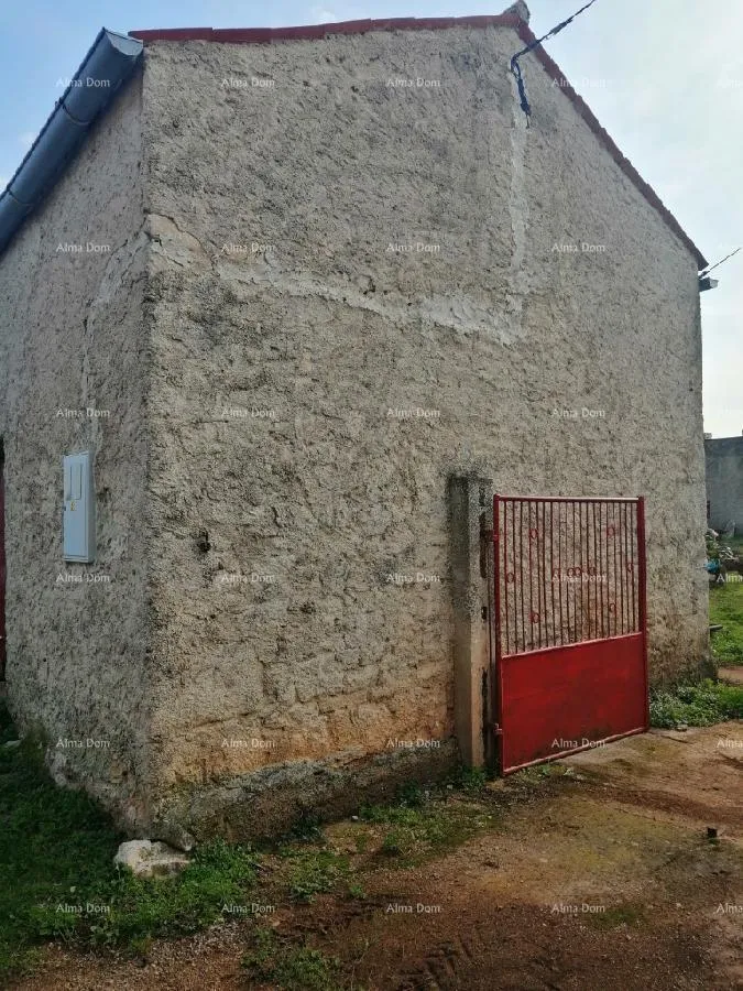 građevinsko zemljište građevinski teren sa 3 manja legalizirana objekta. vareški. - slika 4