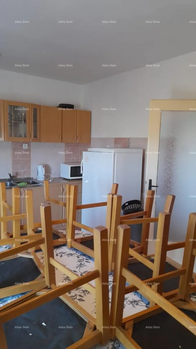 kuća prodaja, ližnjan , kuća u nizu sa tri apartmana. - slika 14