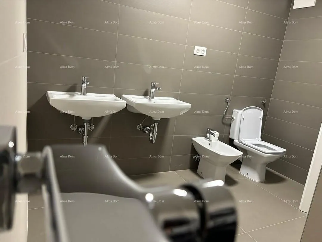 kuća umag – kuća s bazenom i tri odvojena apartmana - slika 24