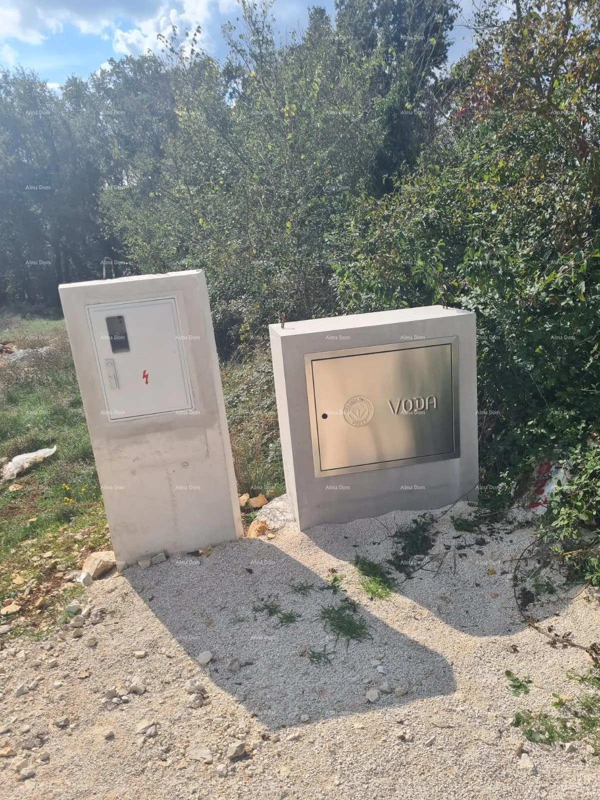 kuća predivna vila s bazenom smještena u mirnom okruženju červara. - slika 6