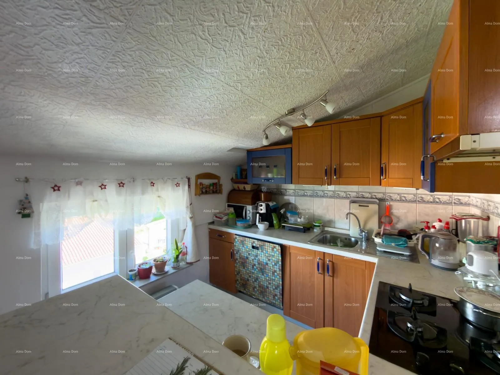 stan prodaje se stan u banjolama – 81 m², blizina mora - slika 6