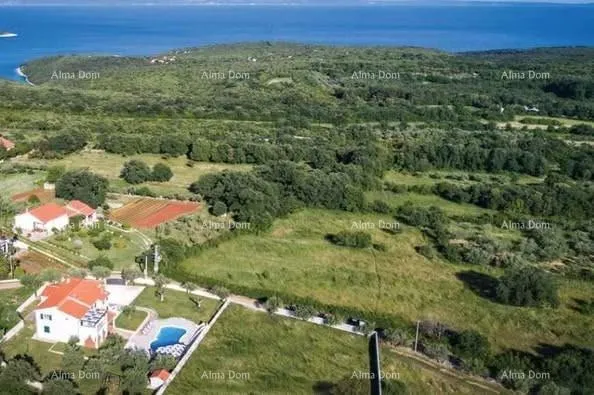 Građevinsko zemljište Prodaje se zemljište sa pogledom na more, Peruški - Marčana