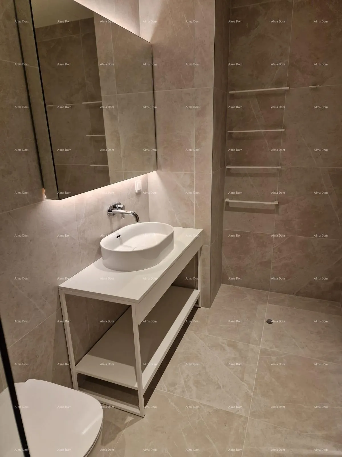 stan umag. prodajemo apartman u luksuznom aparthotelu! crveni vrh - slika 38
