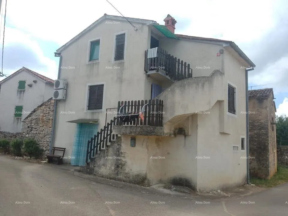 Kuća OKOLICA PORECA - Kuca s 3 etaze i odvojenim ulazima, idealna za turizam ili vecu obitelj - Poreč