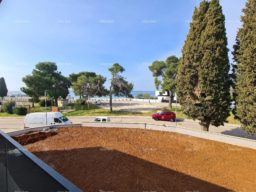 stan fažana ! prvi red do mora i plaže! - slika 3