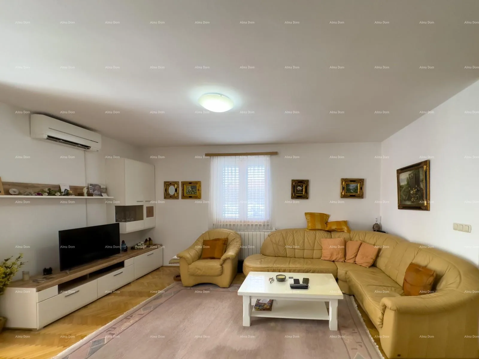 kuća prodajemo apartmansku kuću na mirnoj lokaciji u medulinu! - slika 6