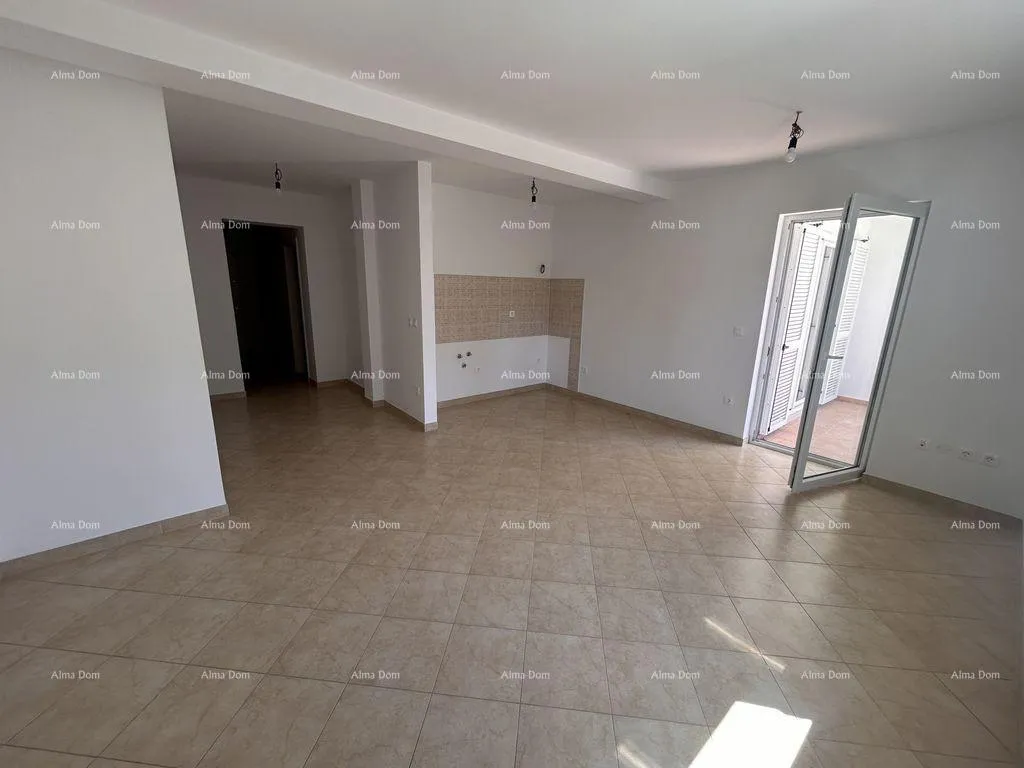 stan novigrad – prostran četverosoban stan, 76 m², 200 m od mora i plaže karpinjan - slika 3