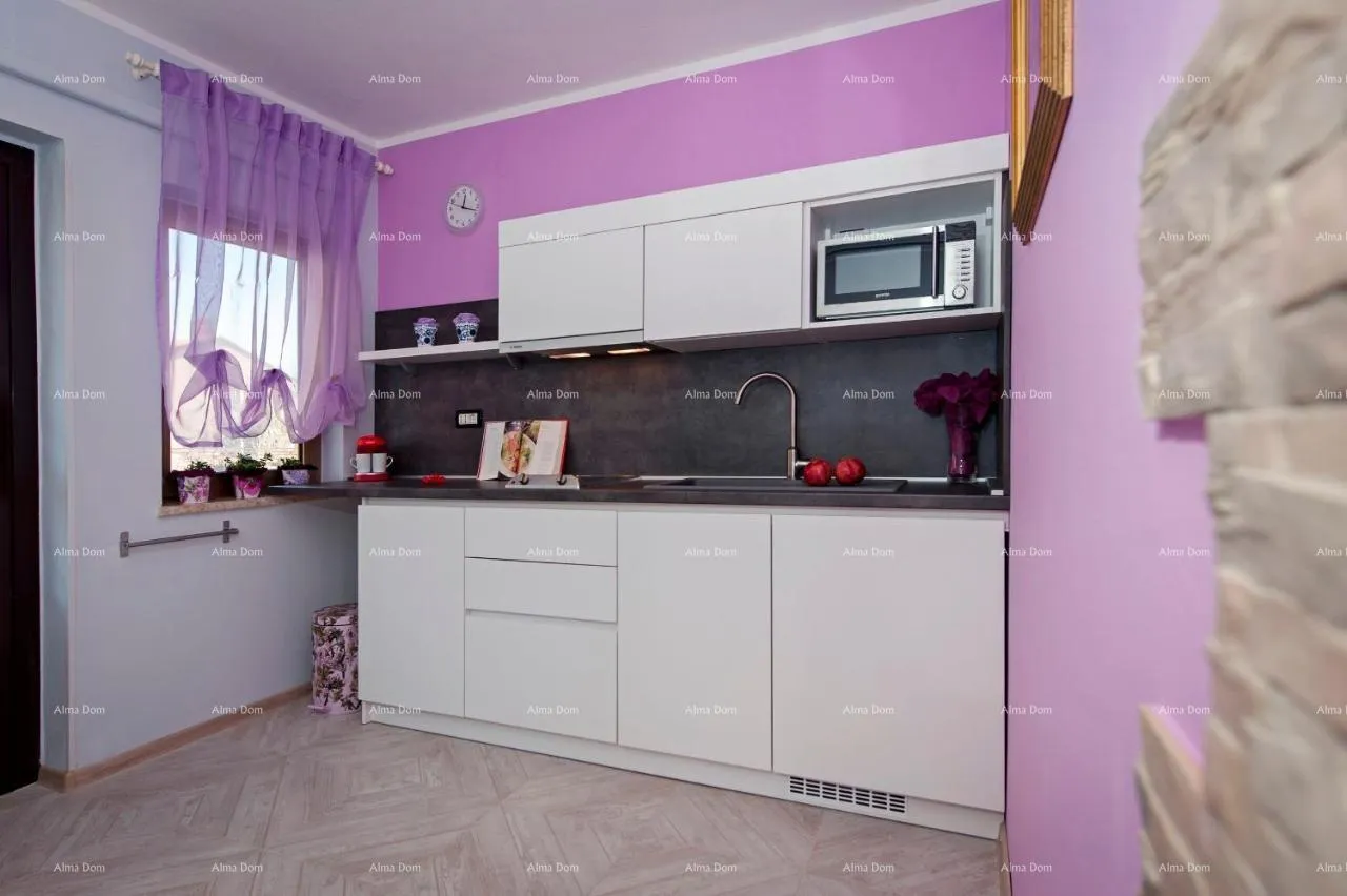 kuća prodajemo kuću, blizina uvale cuve, s dodatnim objektima. - slika 25