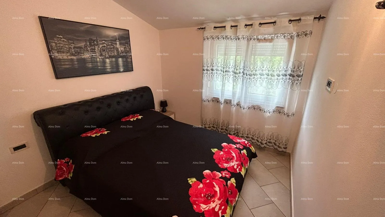 kuća prodajemo kuću sa više apartmana i bazenom. pula veli vrh. - slika 16