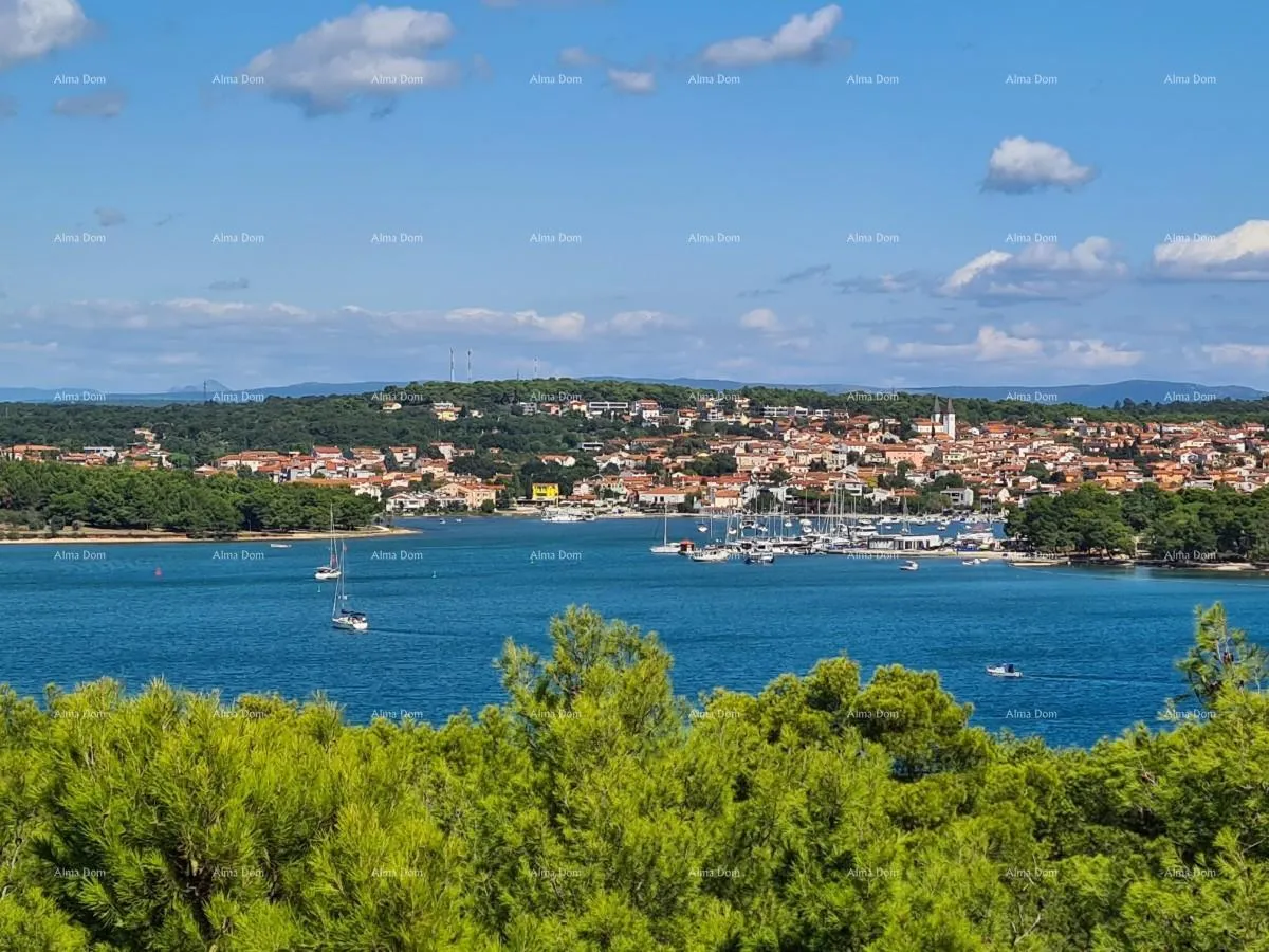 stan istra. premantura.troetažni stan s krovnom terasom! 100 metara do mora. - slika 2