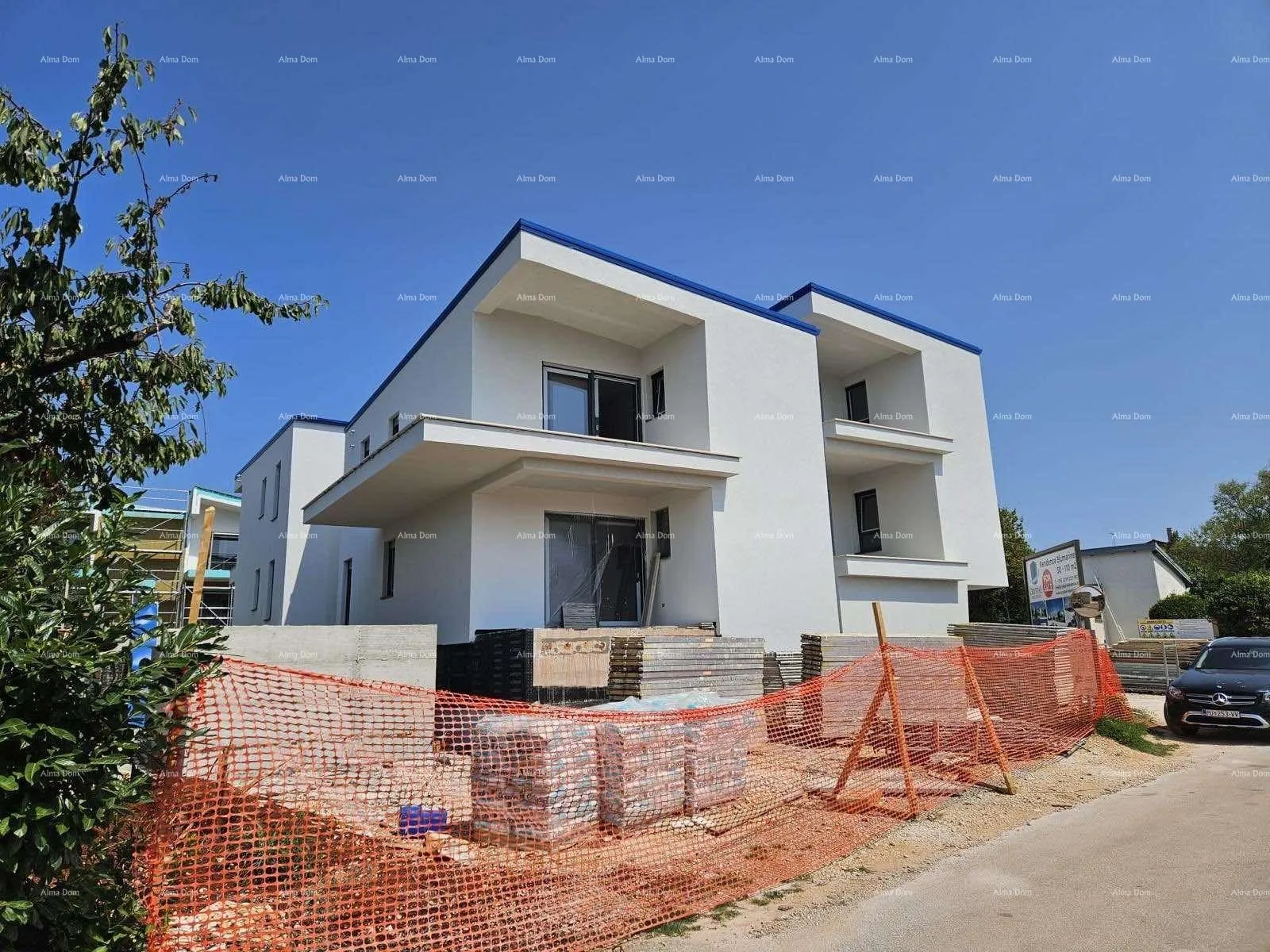 stan moderan dvoetažni apartman s pogledom na more u bloku c, blizina umaga! - slika 2