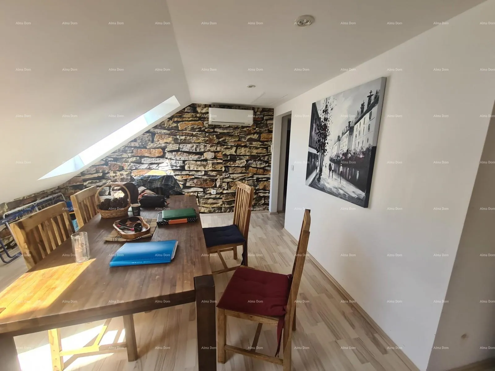 stan prodajemo stan u centru pule – 66 m² - slika 2