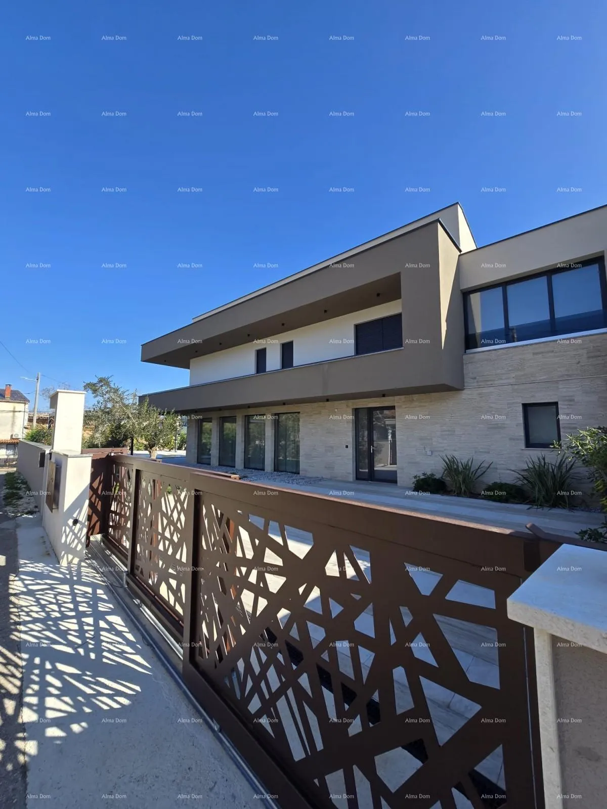 kuća moderna villa s bazenom i saunom, marčana! - slika 36